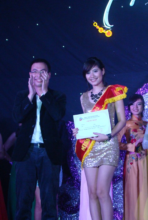 Miss Thân thiện được trao cho SBD 19 Bùi Hồng Nhung
